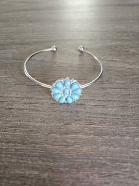 Turquoise Flower Cuff Bracelet - Women's Fashion Jewelry-NWOT